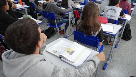 Alunos Escola Emanuel Pinheiro.jpg
