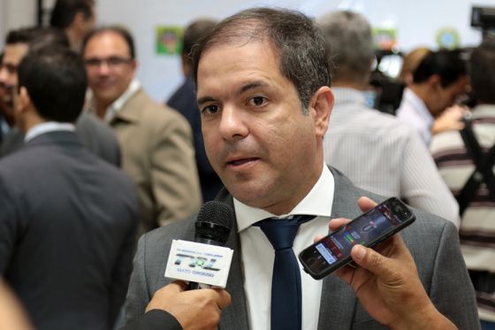 deputado estadual Paulo Araújo 