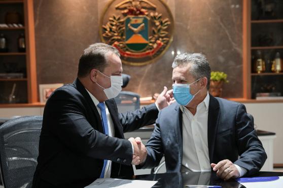 mendes e max russi mauro mendes e russi 