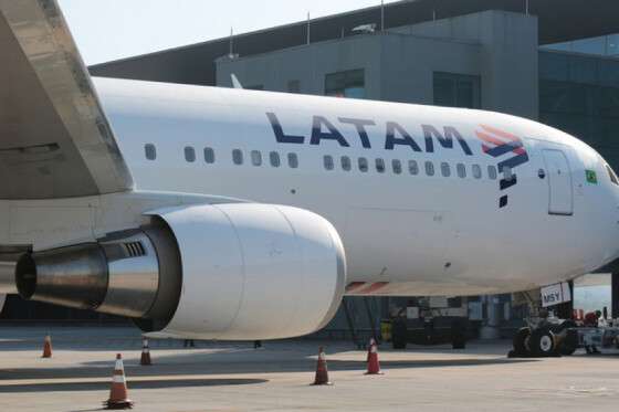 LATAM E AZUL-VOOS CANCELADOS.jpg