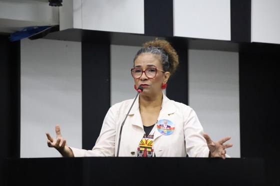 EDNA-GARIMPOS NO CENTRO DE CUIABA.jpg