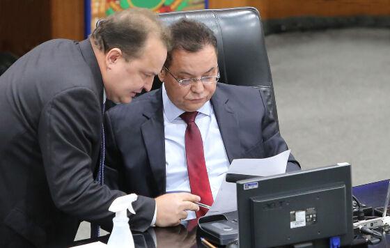 BOTELHO E RUSSI - PEC DOS APOSENTADOS.jpg