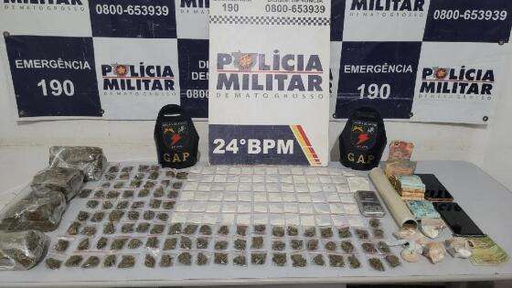 PM apreende 176 porções de drogas e R$ 8 mil em dinheiro em Cuiabá CAPA.jpg