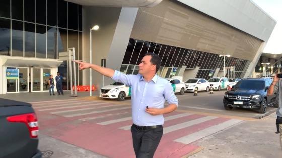 DIEGO NO AEROPORTO.jpg