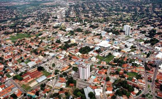 Vista aérea de Várzea Grande.jpeg