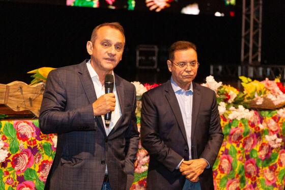 WILSON SANTOS E BOTELHO