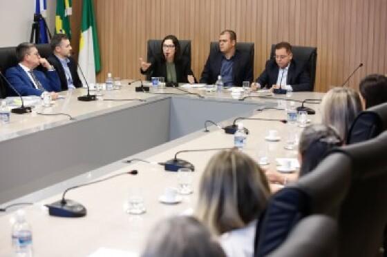 TCE e AL- BOTELHO E JANAINA.jpg