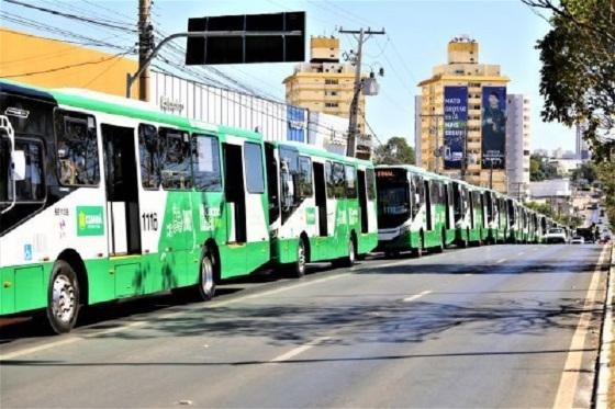 PARALISAÇÃO - ONIBUS-CUIABÁ.jpg