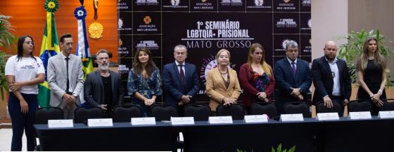 LEO AQUILA NO TJ- SEMINÁRIO - BAFÃO.png