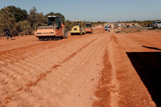 ESTRADAS - OBRAS - MT.jpg