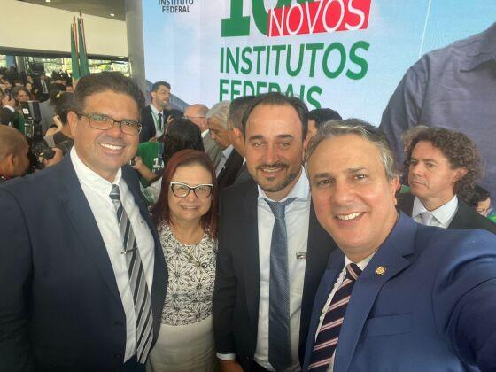 ROSA NEIDE COM PREFEITO DE MT - 2024.jpeg