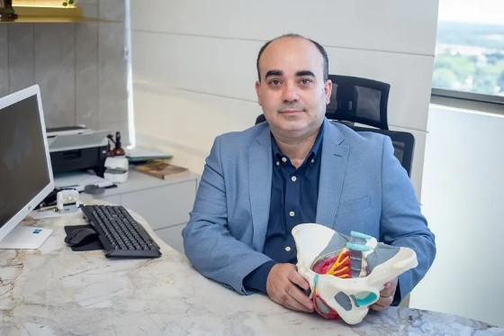 Dr. Laerte Basso, ginecologista.jpg