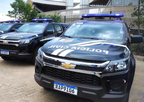 POLICIA