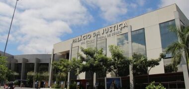 TJMT decide que filho deve pagar R$ 500 de pensão à mãe com Alzheimer