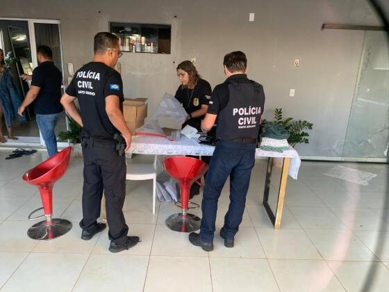 POLICIA