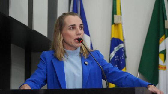 KATIUSCIA - PREFEITA DE PEDRA PRETA.jpg