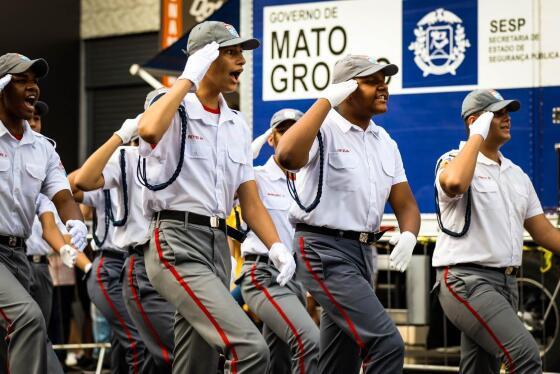 desfile cívico-militar