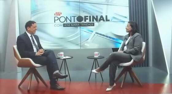 GISELA COM JOSÉ MARIA TRINDADE DA JOVEN PAN.jpg