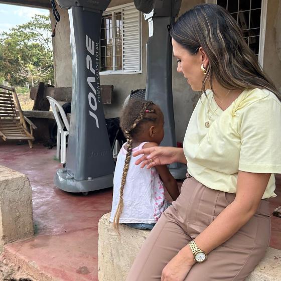 GIZELE- SITE - TRANCISTA 2.jpg