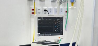 Hospital Regional de Alta Floresta recebe ventiladores pulmonares e berços hospitalares