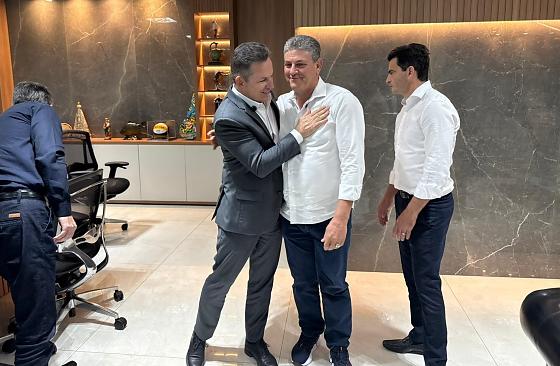 MORETTO - COM MAURO.jpg