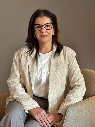 LUCIANA ZAMPRONI - 2026.jpg