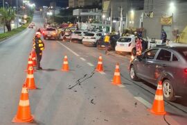 Blitz da Lei Seca prende 4 motoristas e remove 42 veículos em duas avenidas de Cuiabá