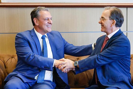 FÁVARO E DÉCIO DO SEBRAE.jpg