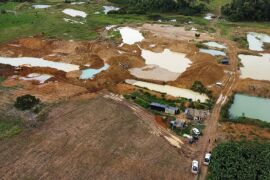 Garimpo irregular é fechado no interior de MT; suspeitos fugiram pela mata