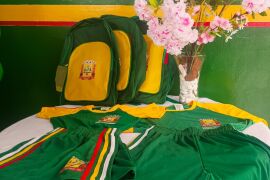 Prefeitura inicia distribuição de kits escolares para alunos da rede municipal