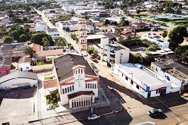 Justiça proíbe prefeito de renovar contrato com terceirizada na saúde