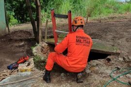 Bombeiros salvam adolescente de 15 anos após queda de cinco metros em cisterna